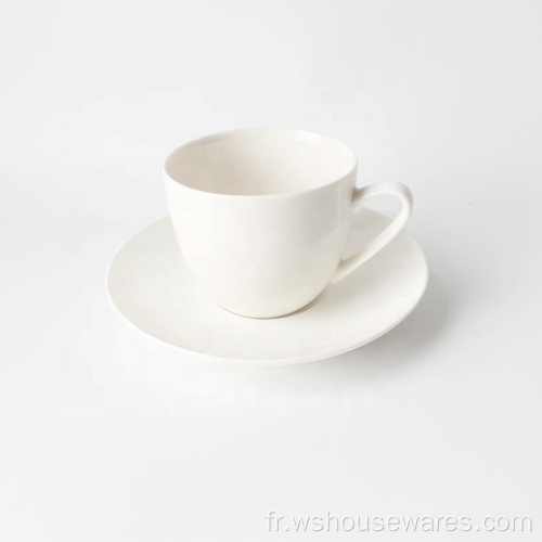 Tasses en céramique en porcelaine Coupe en gros et soucoupe